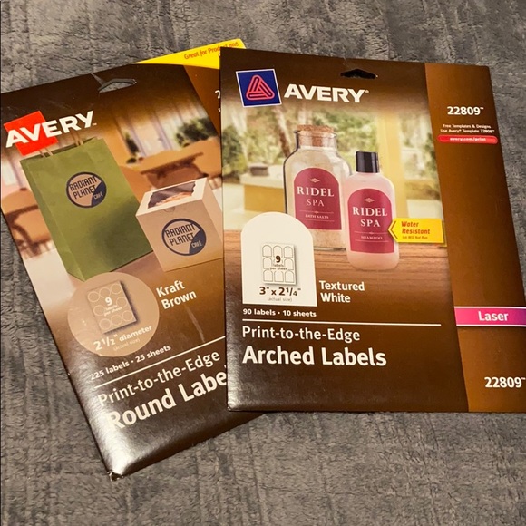 Avery Sticker Labels - Picture 1 of 5